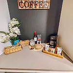 2 Bedroom Condo in Universal City LA